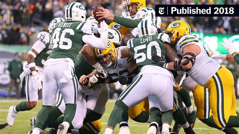 Aaron Rodgers, at Home in Clutch vs. Jets, Gives Packers First Road Win ...