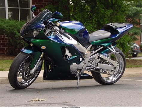 Picture of a 2001 #Yamaha #YZF-R1 #Sportbike ID:53436 | Sport bikes, Yamaha sport, Yamaha motorbikes