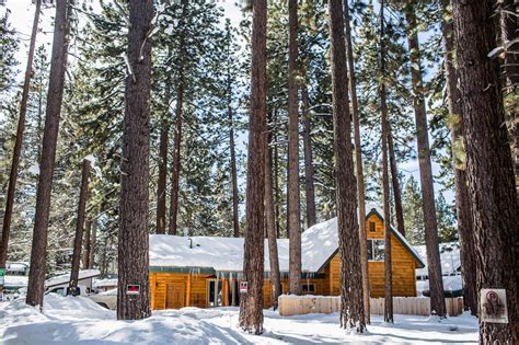 9 Cozy South Lake Tahoe Cabins To Rent For Your Ski Trip!