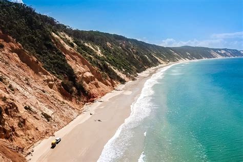 Rainbow Beach Coloured Sands - Fraser-Tours.com