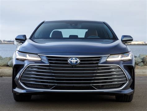 TOYOTA Avalon TRD Specs & Photos - 2019, 2020, 2021, 2022, 2023, 2024 - autoevolution