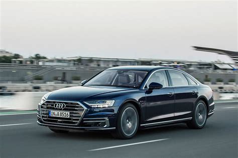 Audi A8 D5 60TFSI 460 KM 2023 sedan skrzynia automat napęd 4x4 - zdjęcie 15