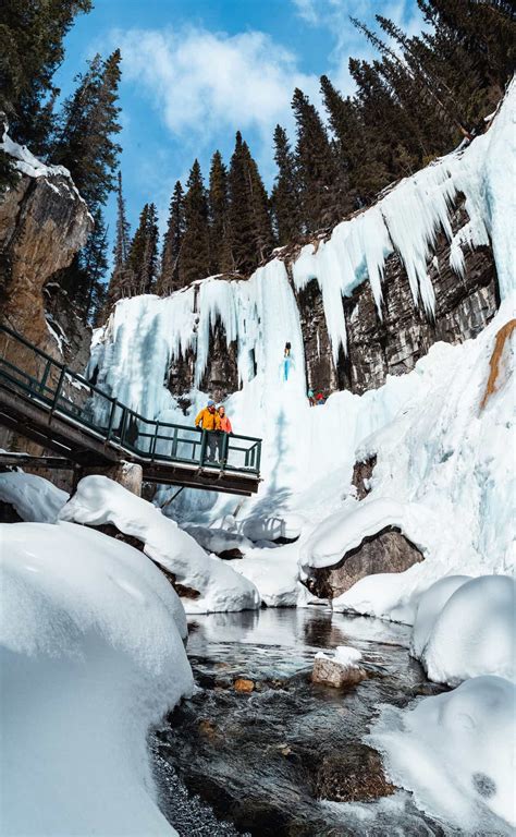 Hike Johnston Canyon: Icewalk | Discover Banff Tours