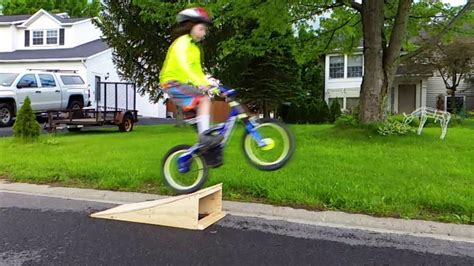 How to Build a Bicycle Ramp? #BMX, DIY MTB ramps, #Bikeramp Ramp ...