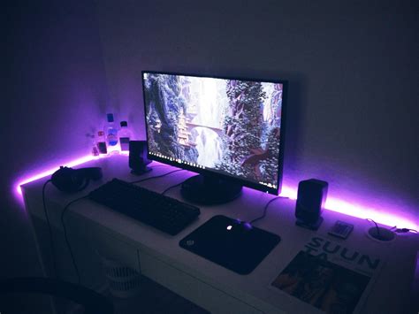 (Potato quality pic) battlestation finally looking clean | Gaming room setup, Computer setup ...