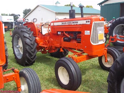 TractorData.com Allis Chalmers D19 tractor photos information