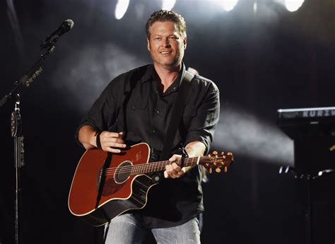 Go Country 105 - Blake Shelton To Release New Single 'I'll Name The Dogs'