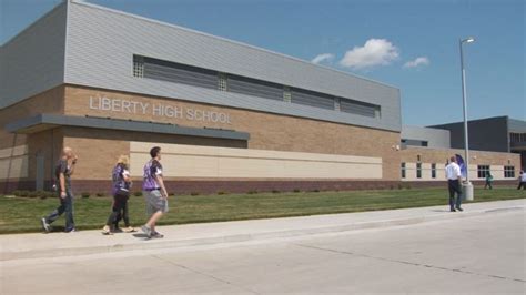 Liberty High School hosts grand opening | KGAN