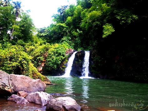 Bunga Falls » The Mysterious Face Behind the Twin Waterfalls - yodisphere.com