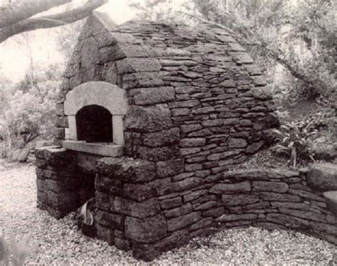 Outdoor Stone Oven • Insteading