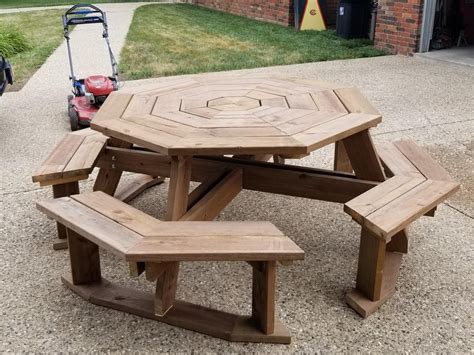 Just finished up this octagonal picnic table! : woodworking