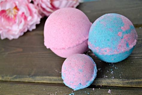 Homemade Bath Bombs, DIY to save money! - Lou Lou Girls