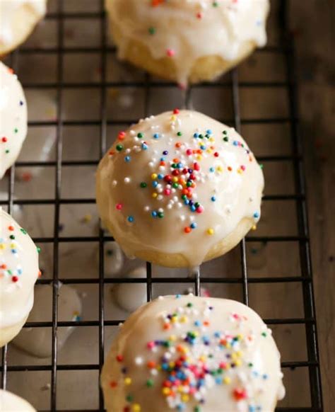 Classic Italian Ricotta Cookies - Cookies and Cups