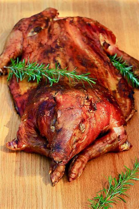 Cochinillo Asado (Roast Suckling Pig) - Traditional Spanish Recipe ...