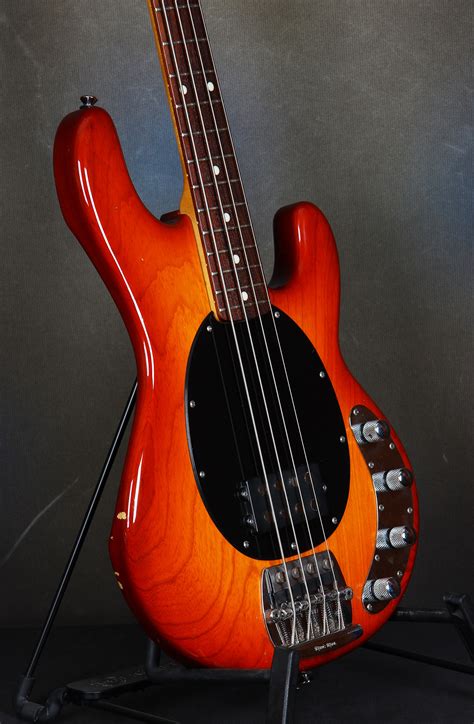 1988 Music Man Stingray 4 SunBurst used Bass | Stageshop