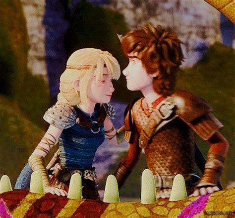 Hiccstrid kisses - Master post | How train your dragon, How to train your dragon, Hiccstrid