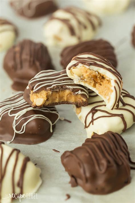 No Bake Chocolate Peanut Butter Pretzel Bites | TheBestDessertRecipes.com