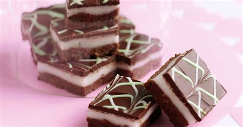 Chocolate peppermint slice