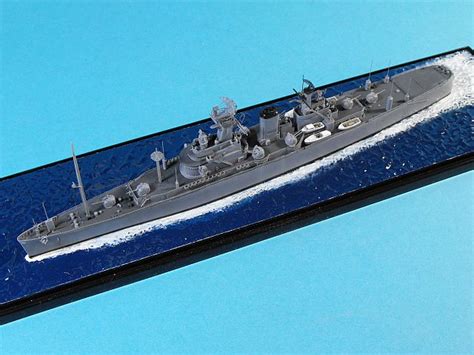 USS Northampton (CLC-1), Niko Model 1:700 von Jörg Kuhnert