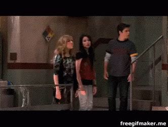 Gibby Icarly GIF - Gibby Icarly Gibby Falls From The Ceiling - Discover & Share GIFs