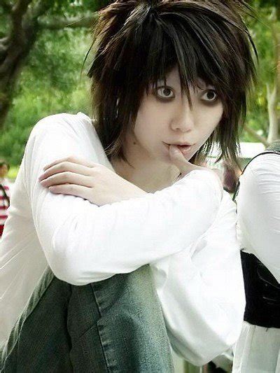 A guide to be a great L Lawliet cosplayer and role player - Death Note Cosplay and Role Play ...