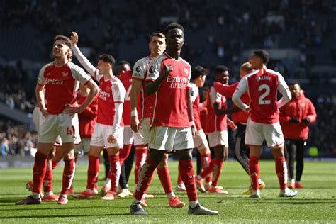 Arsenal survive late scare to beat Tottenham – watch all goals