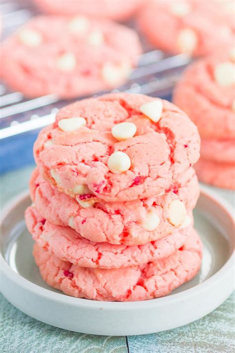 Strawberry Cake Mix Cookies (4 Ingredients!) - Pumpkin 'N Spice