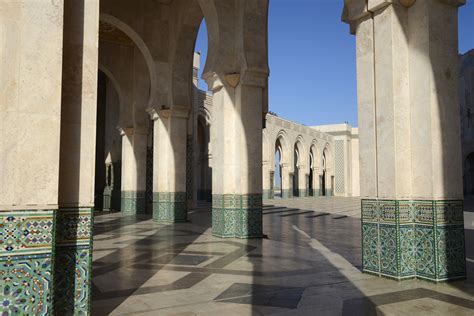 Hassan II Mosque - Columns | Casablanca | Pictures | Morocco in Global-Geography