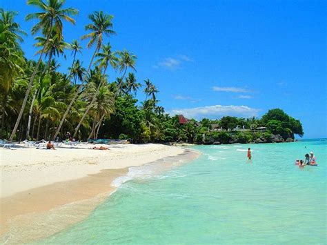 Image: Alona Beach, Bohol