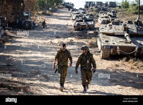 Sderot, Israel. 16th May, 2021. Soldiers of Israel Defence Forces (IDF ...