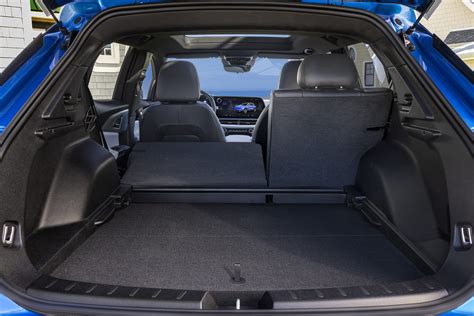 Chevy Equinox 2024 Cargo Space - Star Katine