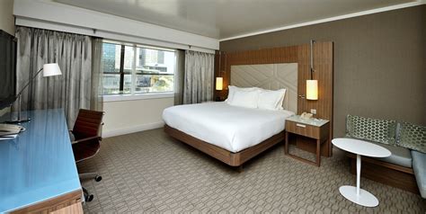 Hilton Paris La Defense - YoNinja - Restaurants, Hotels, and Reviews