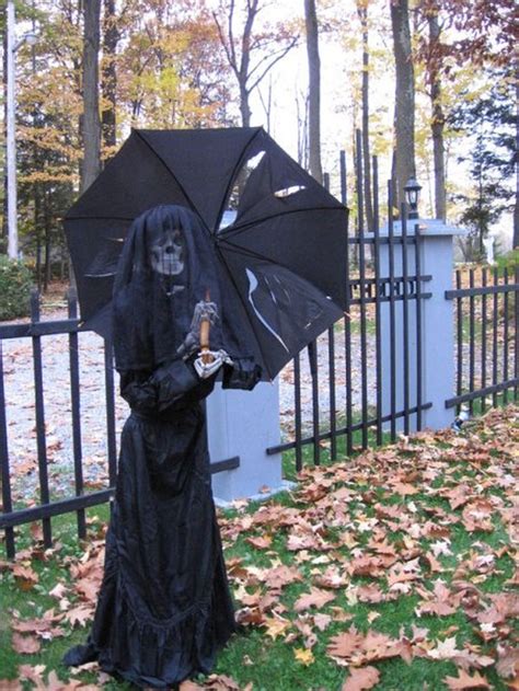 Scary Front Yard Halloween Decoration Ideas 57 Scary Halloween ...