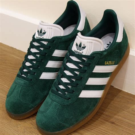 Adidas Gazelle Trainers Green/White/Gum | Adidas gazelle, Adidas casual ...