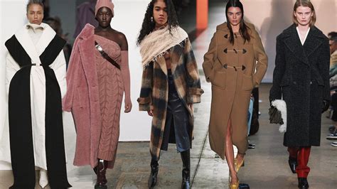 8 Winter 2023 Coat Trends to Know and Shop | Vogue