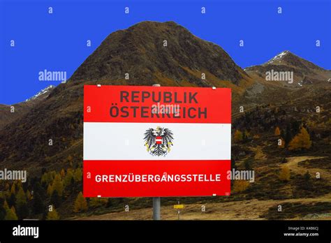 Border crossing italy austria hi-res stock photography and images - Alamy