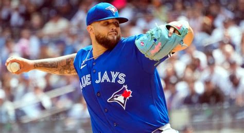 Blue Jays Pitchers Alek Manoah, Erik Swanson to Rehab in Low-A Game ...