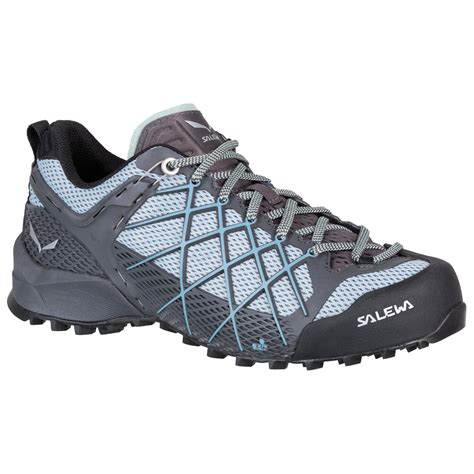 Salewa Wildfire - Approach shoes Women's | Free EU Delivery ...