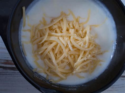 Smoked Gouda Cheese Sauce- Upstate Ramblings