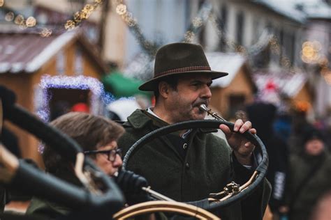 DVIDS - Images - Grafenwoehr Community Holds Christmas Market [Image 14 of 16]