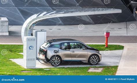 Electric Vehicle Charging (BMW I3) Editorial Photo - Image of zero ...