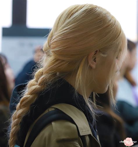 Rosé pics on Twitter | Blackpink rosé hairstyles, Rosé hairstyle ...