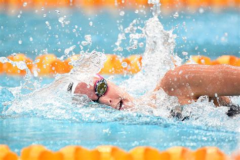 Emma McKeon Posts Arena Pro Swim Santa Clara Meet Record in 200 Freestyle