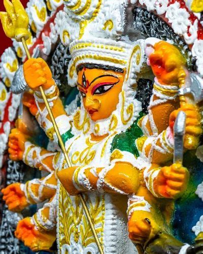 BENGALI MAHISASURMARDINI MAA DURGA STATUE URTI, Home at best price in Tarakeswar