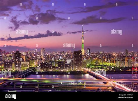 Tokyo, Japan city skyline Stock Photo - Alamy