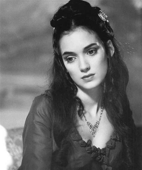 Winona Ryder in Bram Stoker’s Dracula, 1992 : r/OldSchoolCelebs