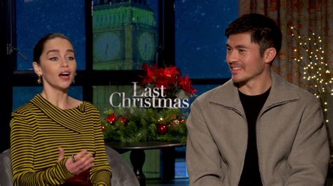 Emilia Clarke & Henry Golding: LAST CHRISTMAS - YouTube