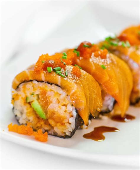 Spicy Salmon Sushi Roll - Tatyanas Everyday Food