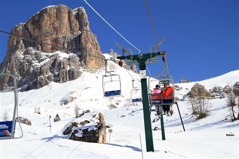 Cortina Italy Skiing | TheLuxuryVacationGuide