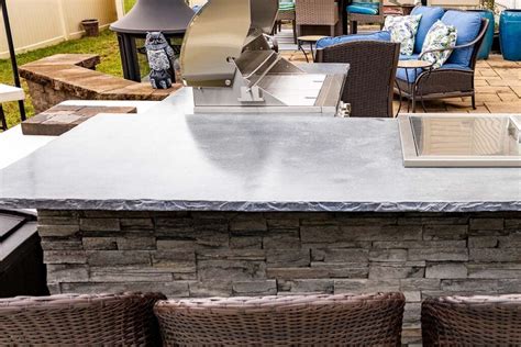 Outdoor Concrete Countertops: 12 Step DIY Guide for Pour in Place